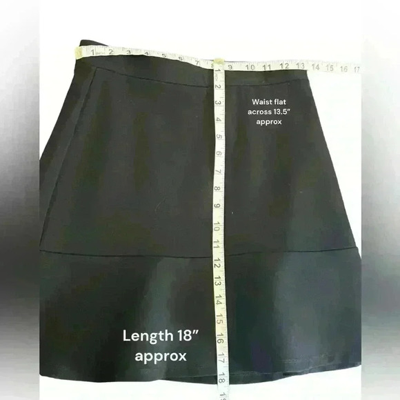 🆕LOFT Black, Ponte Flippy Skirt-Size XS. - Picture 2 of 7